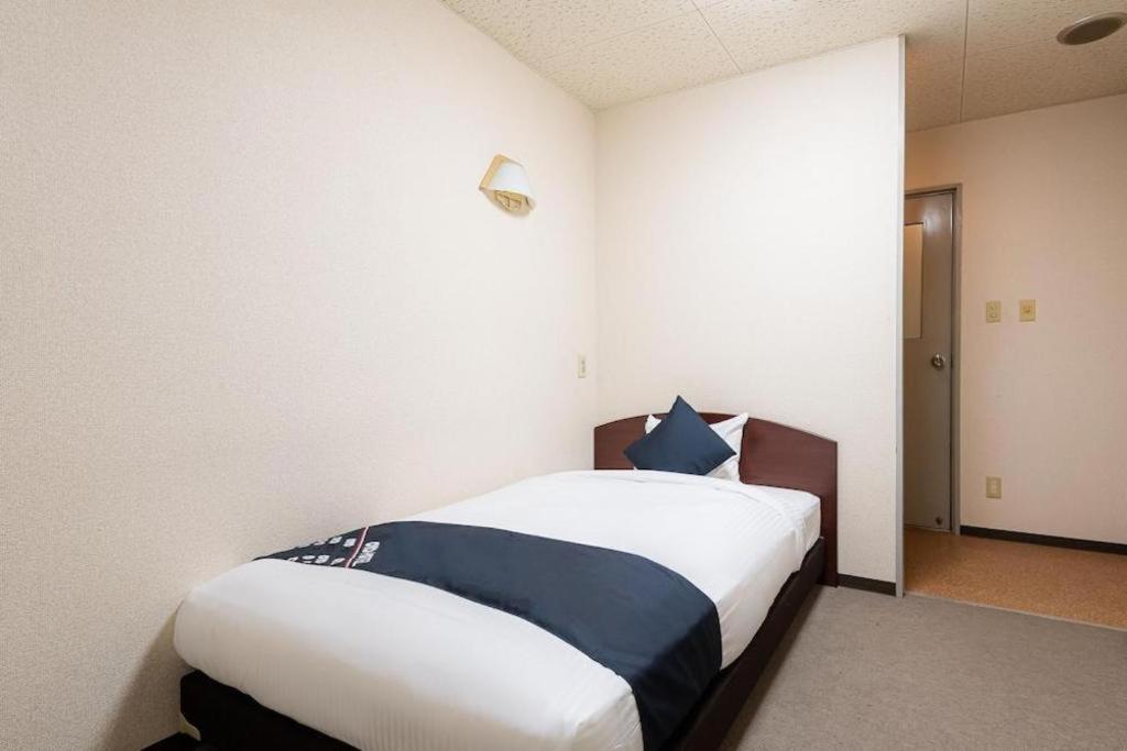 Business Hotel Kurama Hikone Bagian luar foto